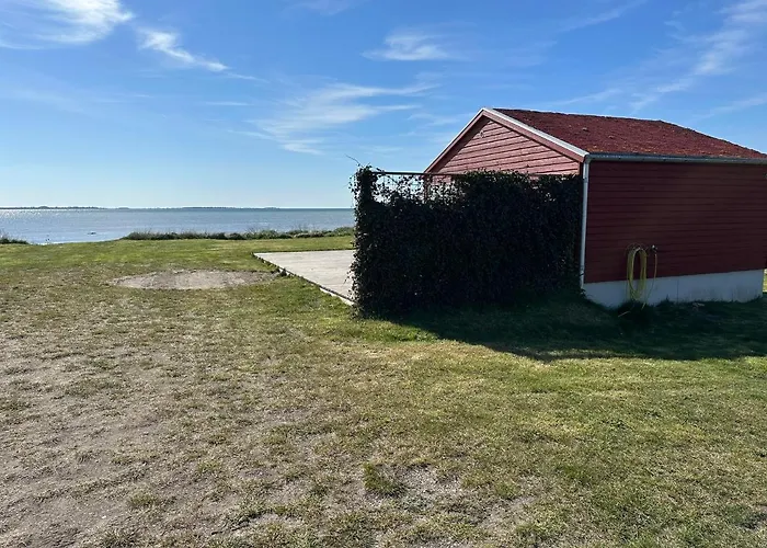 Beach Cabin